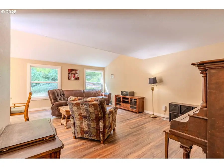 17877 Peter Skene Way, Oregon City, OR 97045 - #3