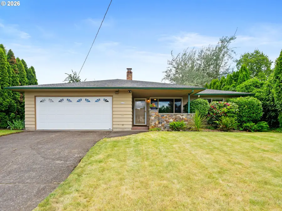 3657 SE 77th Ave, Portland, OR 97206 - #2