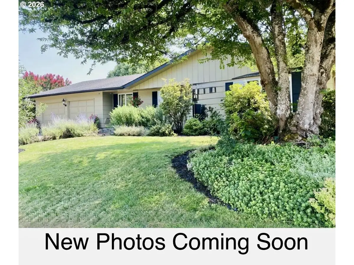 619 Blackstone St, Springfield, OR 97477 - #1