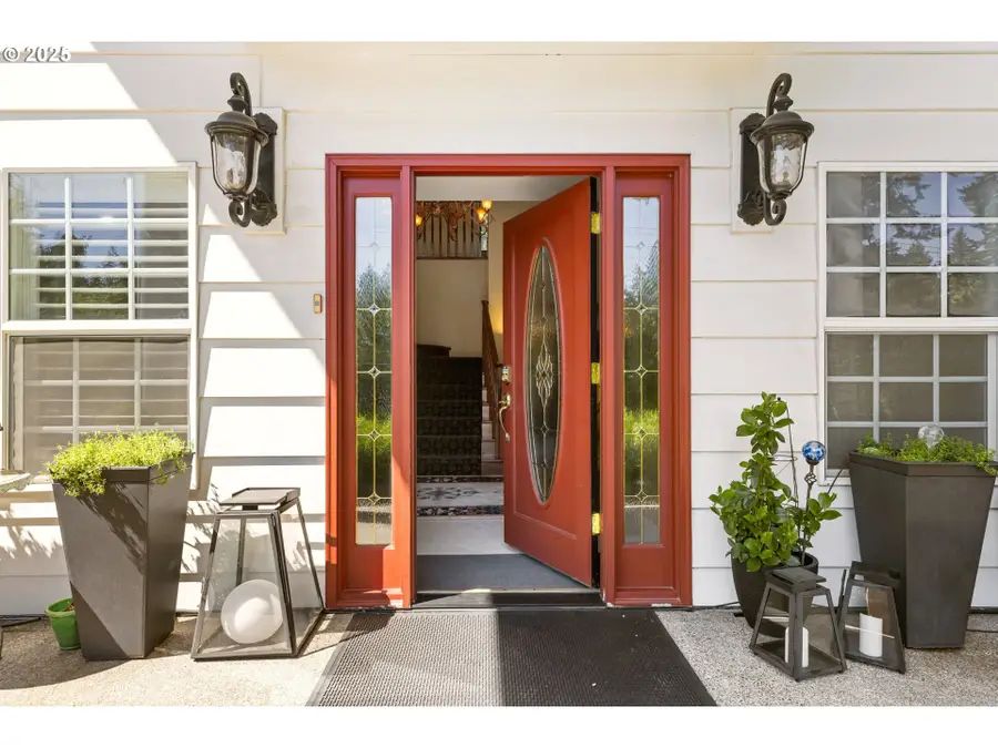 1505 Country Club Rd, Lake Oswego, OR 97034 - #3