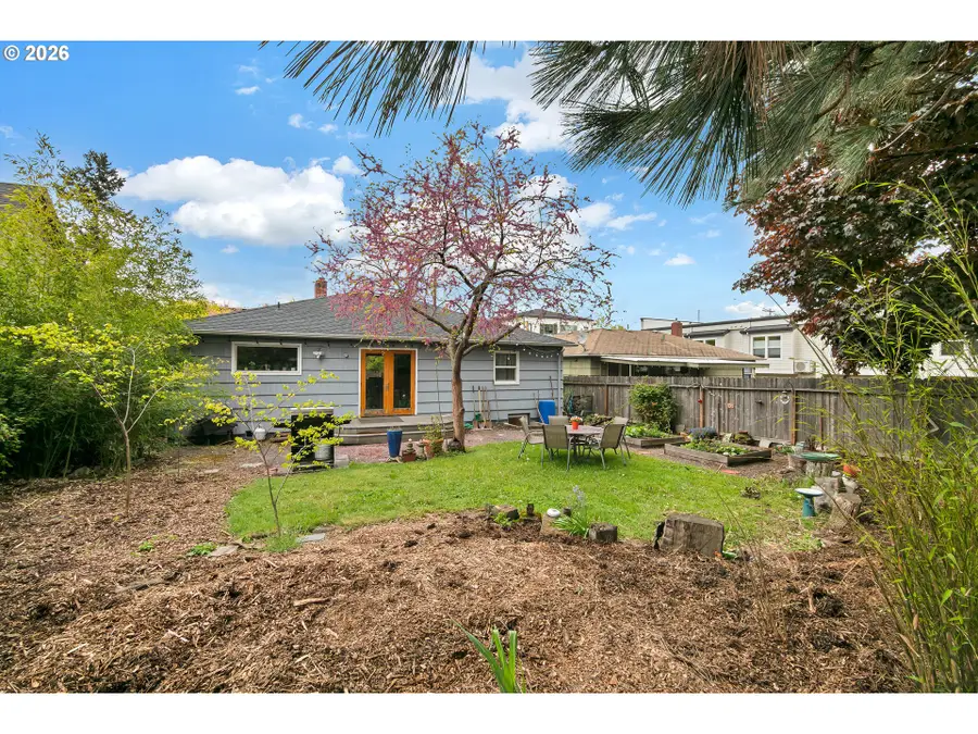 5816 N Maryland Ave, Portland, OR 97217 - #3