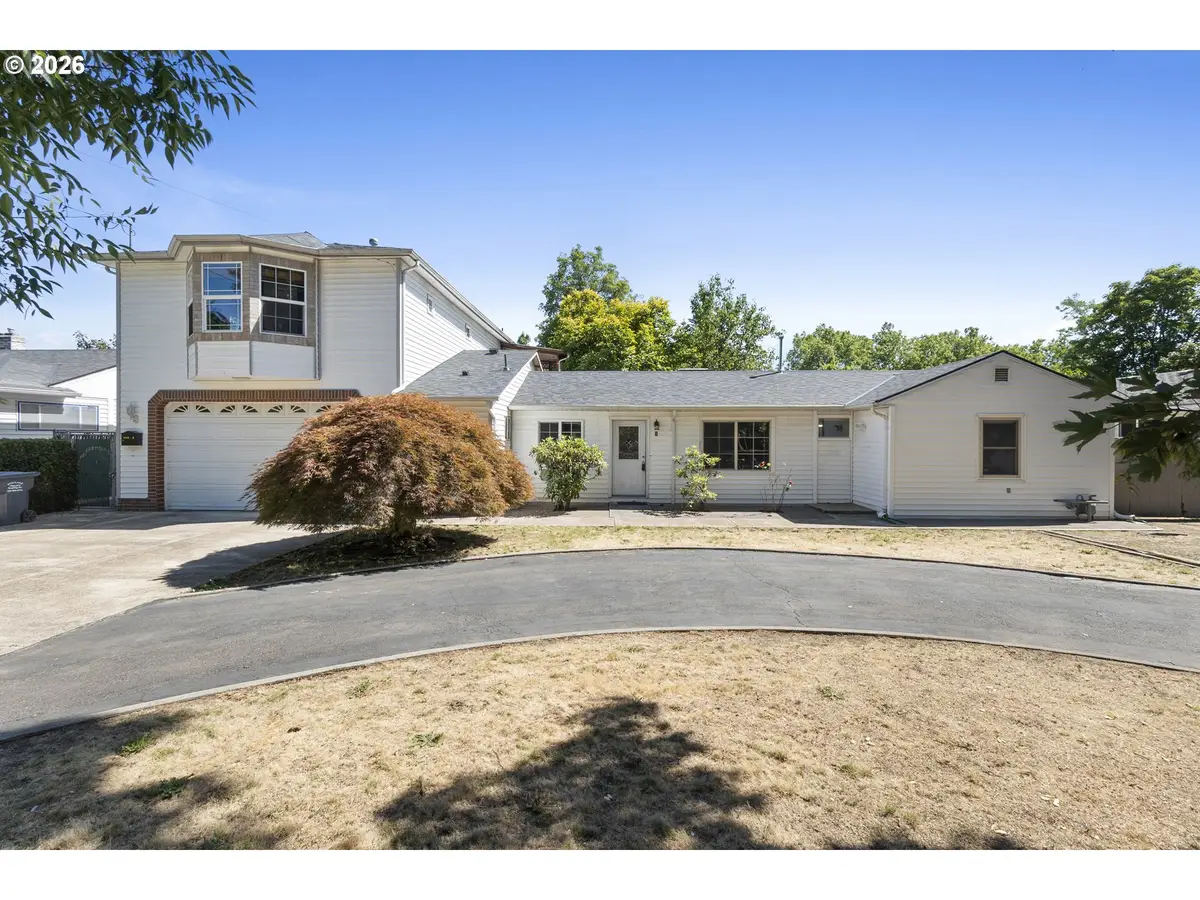 8506 SE Mill St, Portland, OR 97216 - #1