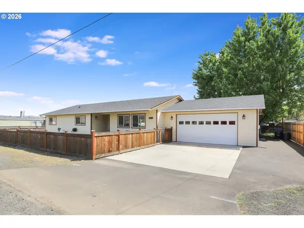 1014 Myrtle St, TheDalles, OR 97058