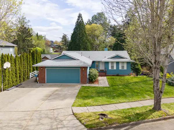 2220 Thorne St, Newberg, OR 97132