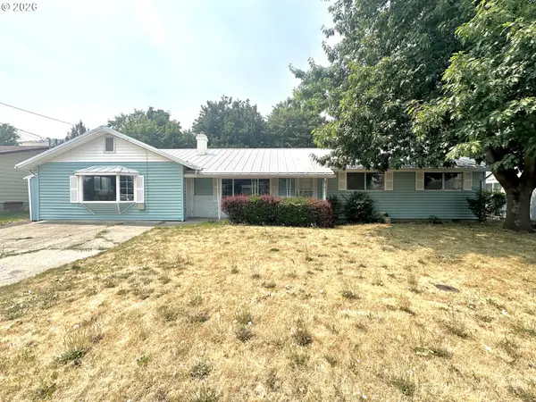 404 1st St, LaGrande, OR 97850