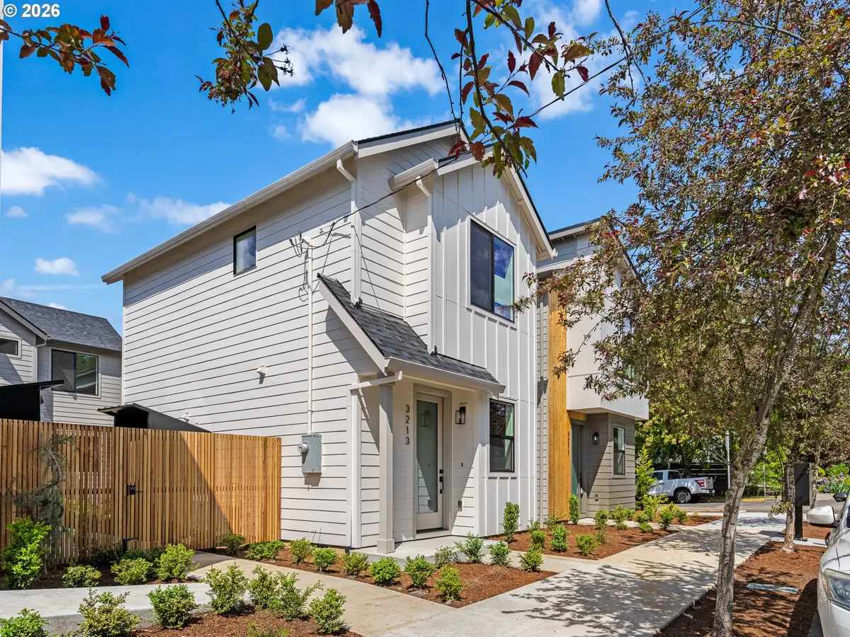 3213 SE 28th, Portland, OR 97202 - #1