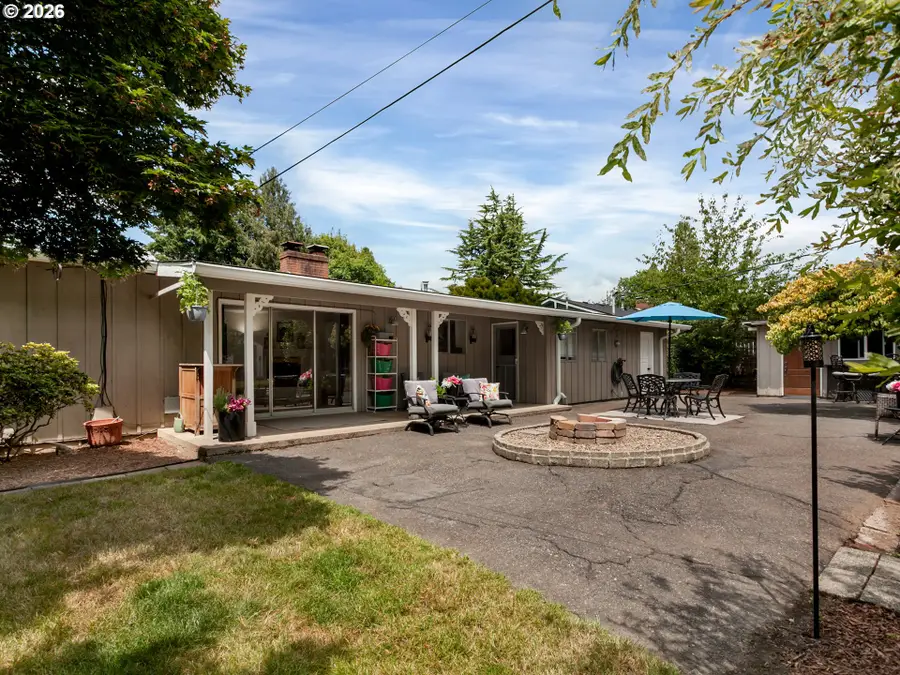 10210 SW Crestwood Ct, Beaverton, OR 97008 - #2