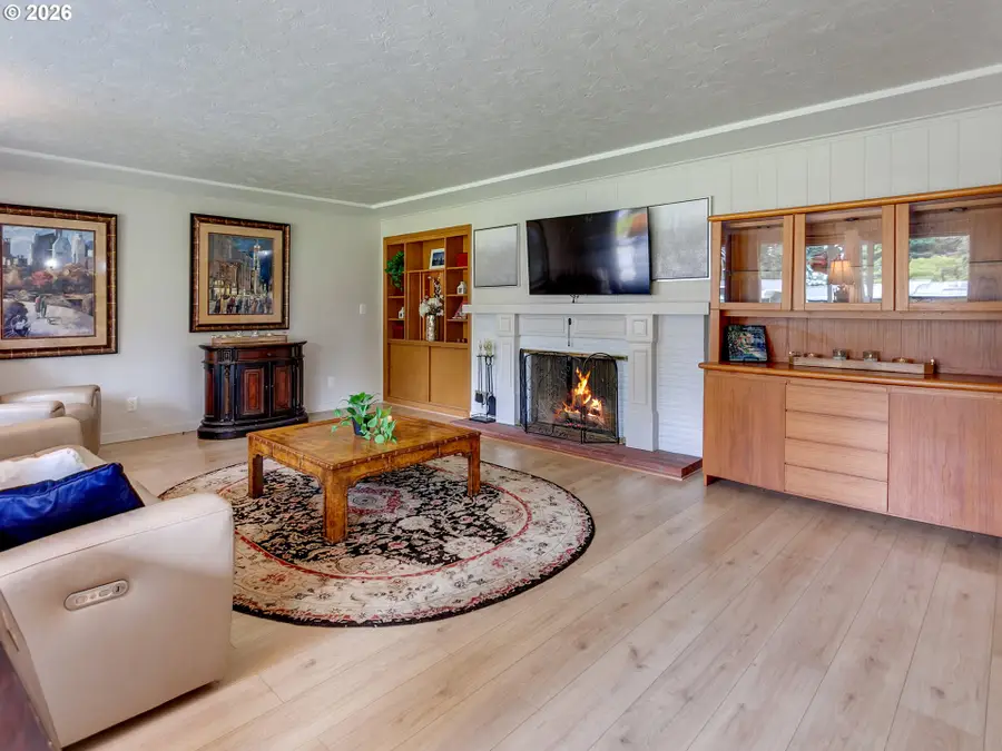 10210 SW Crestwood Ct, Beaverton, OR 97008 - #3