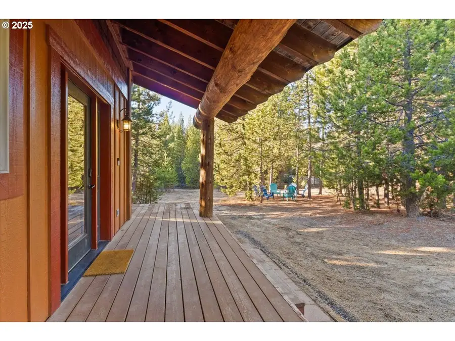 141152 Crescent Moon Dr, Crescent Lake, OR 97733 - Image #3