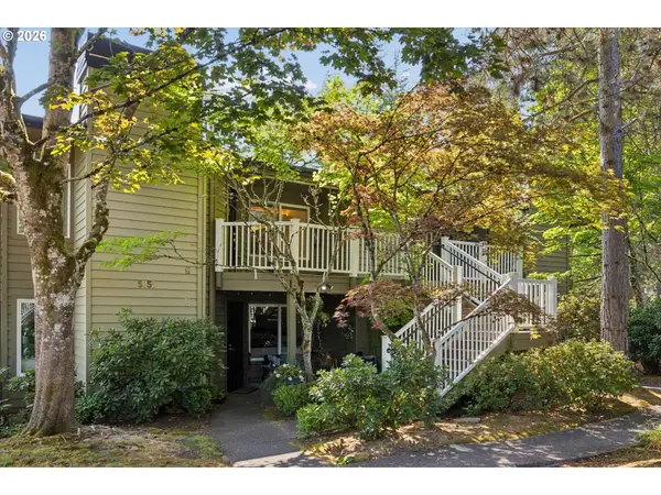 5055 Foothills Dr #G, LakeOswego, OR 97034