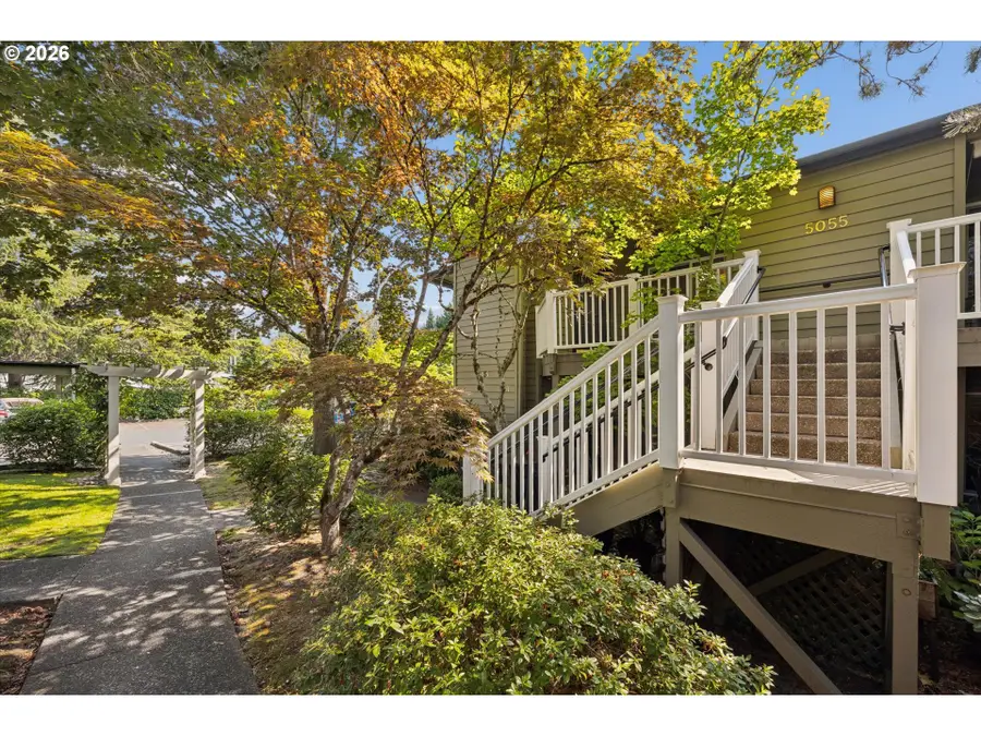 5055 Foothills Dr #G, Lake Oswego, OR 97034 - #2