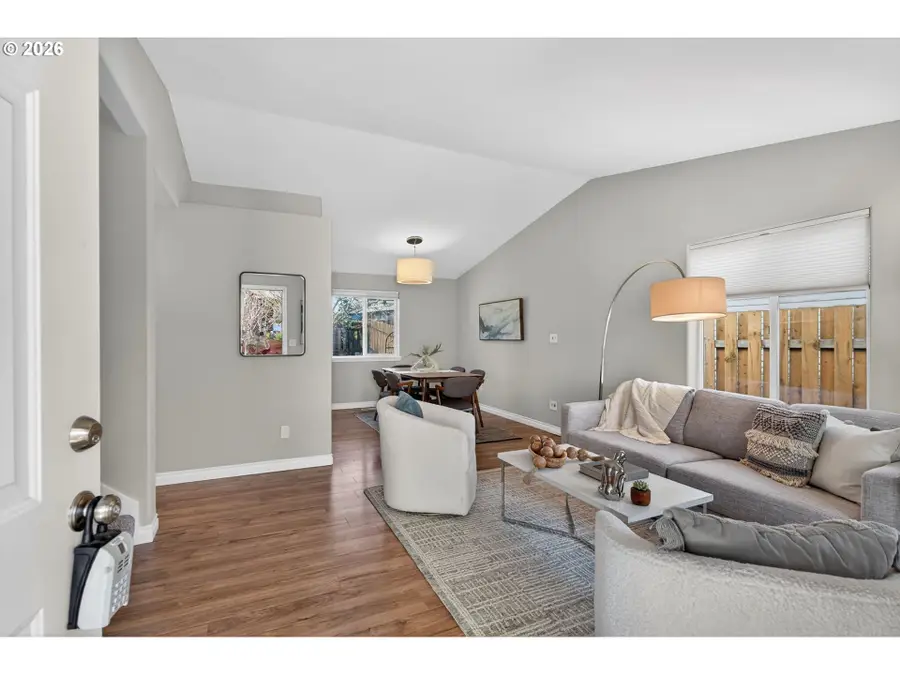 10120 N Tyler Ave, Portland, OR 97203 - Image #2