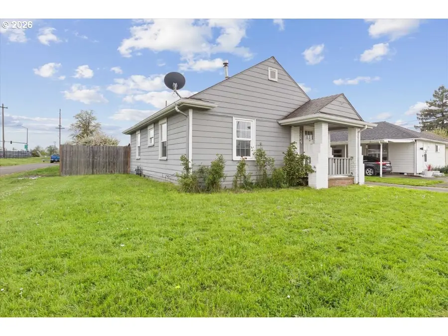 704 16th Ave Sw, Albany, OR 97321 - #3