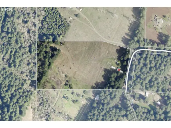 39449 Ann Ln, Marcola, OR 97454