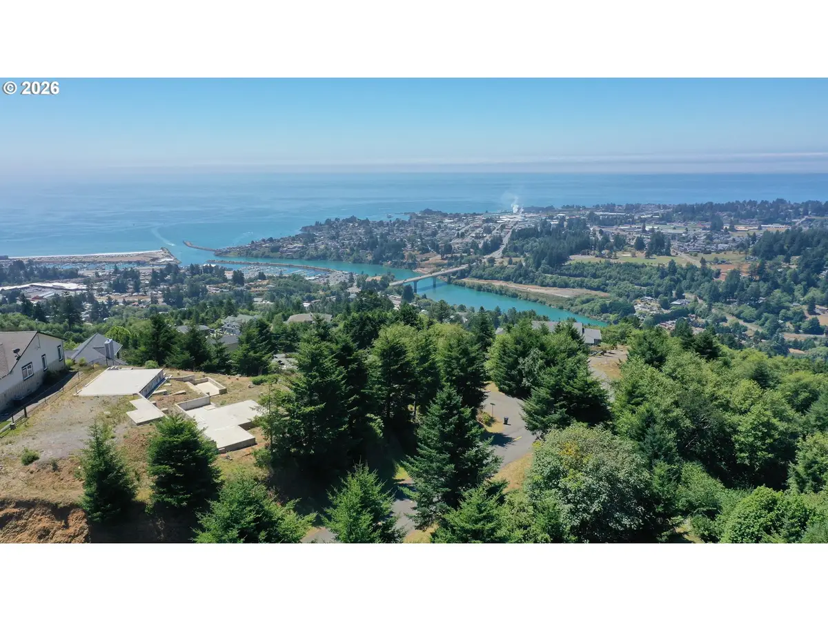 98013 Crown Terrace Rd, Brookings, OR 97415 - #1