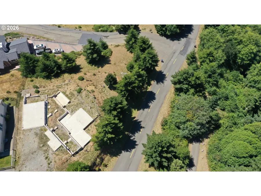 98013 Crown Terrace Rd, Brookings, OR 97415 - #3