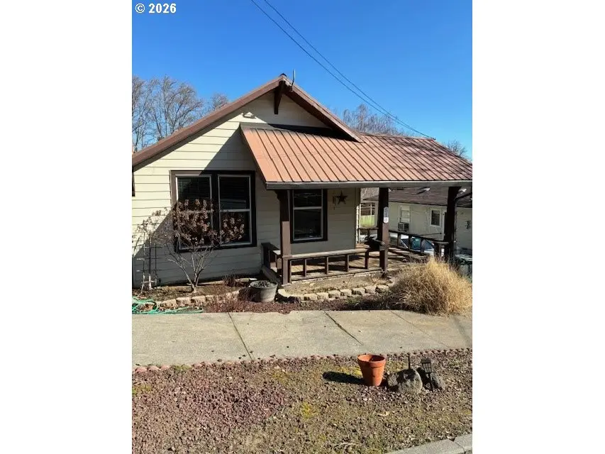 518 NW 4th St, Pendleton, OR 97801 - #2