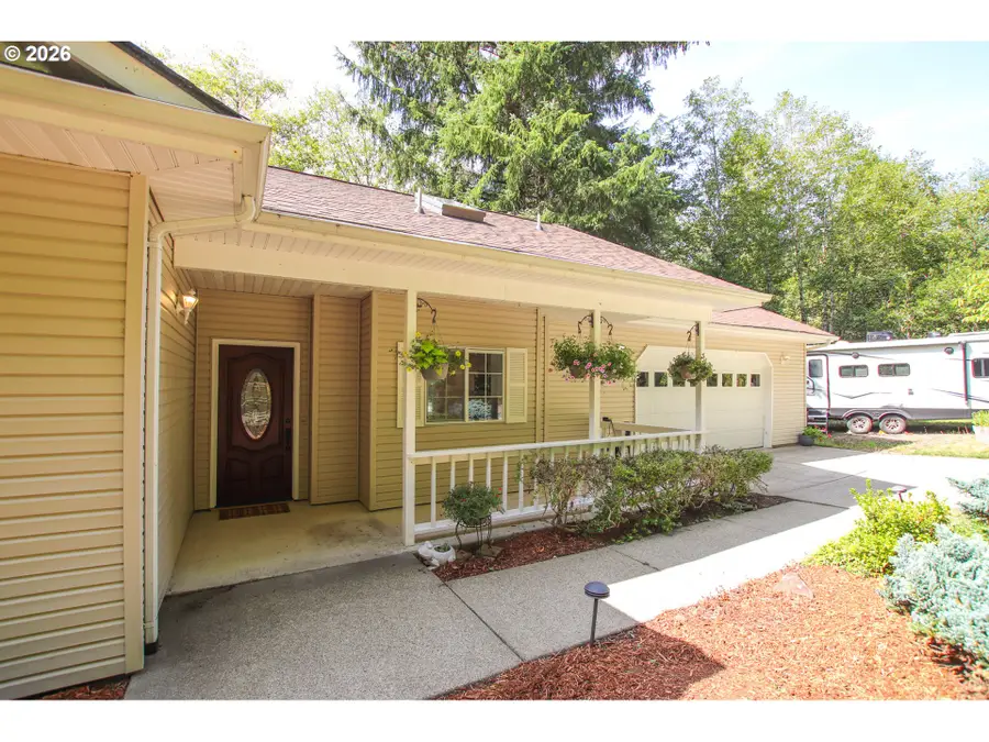 3330 31st St, Florence, OR 97439 - #2