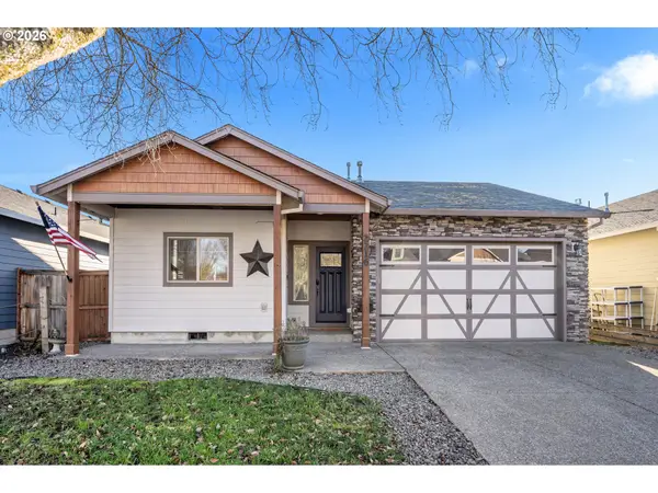 2216 E Kennedy Dr, Newberg, OR 97132