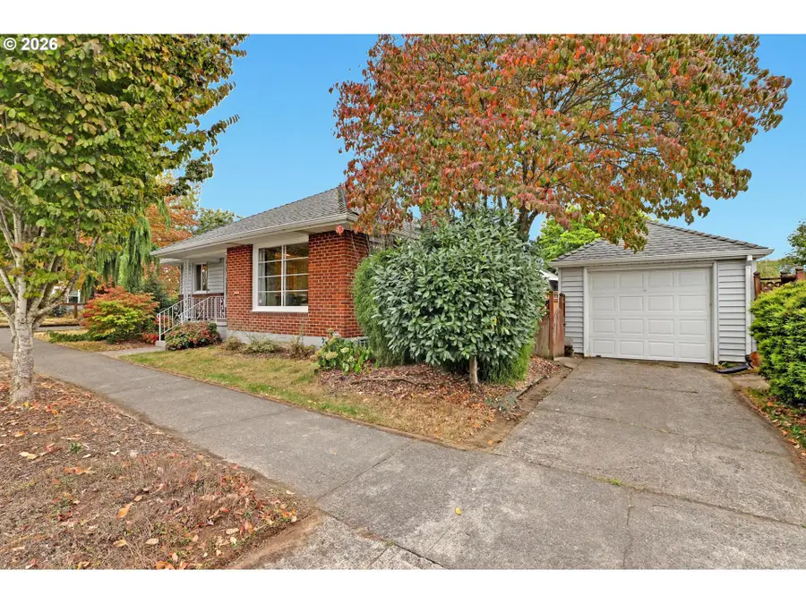 3105 SE 77th Ave, Portland, OR 97206 - #2
