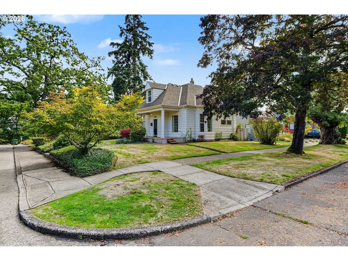 728 SE Wilbur St, Salem, OR 97302 - #1