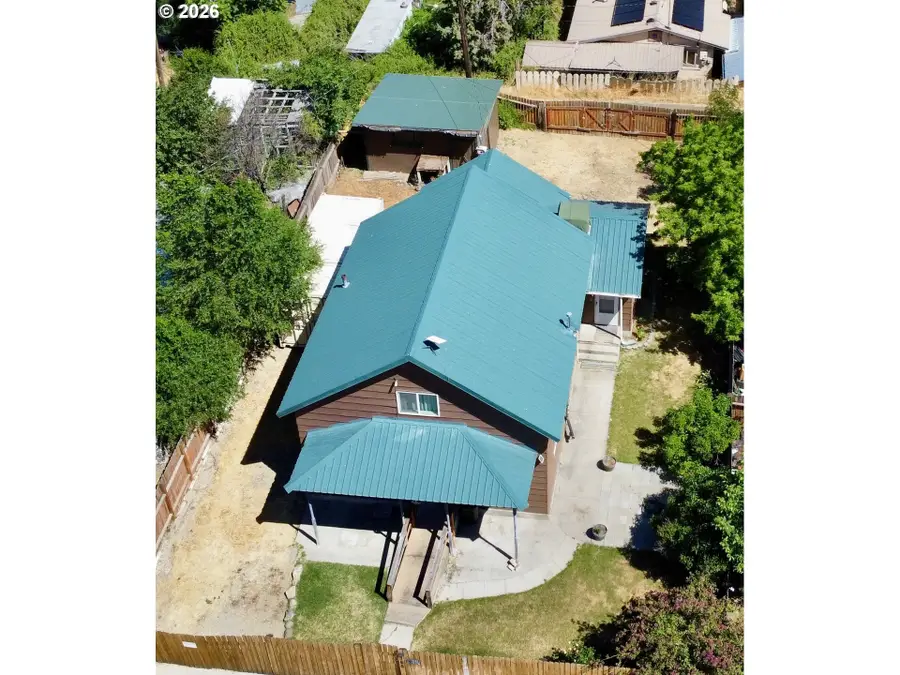 165 E Jefferson St, Huntington, OR 97907 - #3
