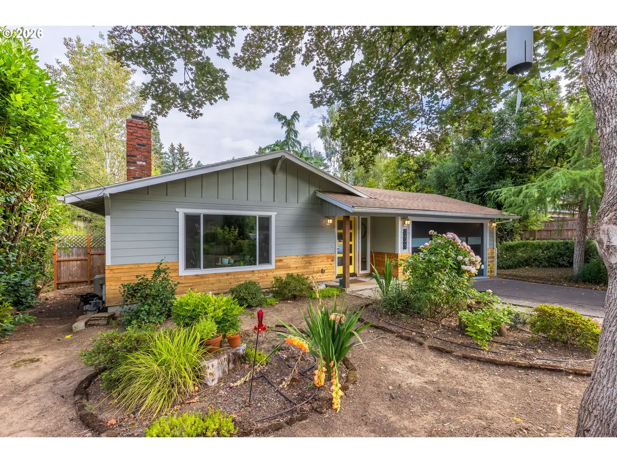 7645 SW Cedarcrest St, Portland, OR 97223 - #1