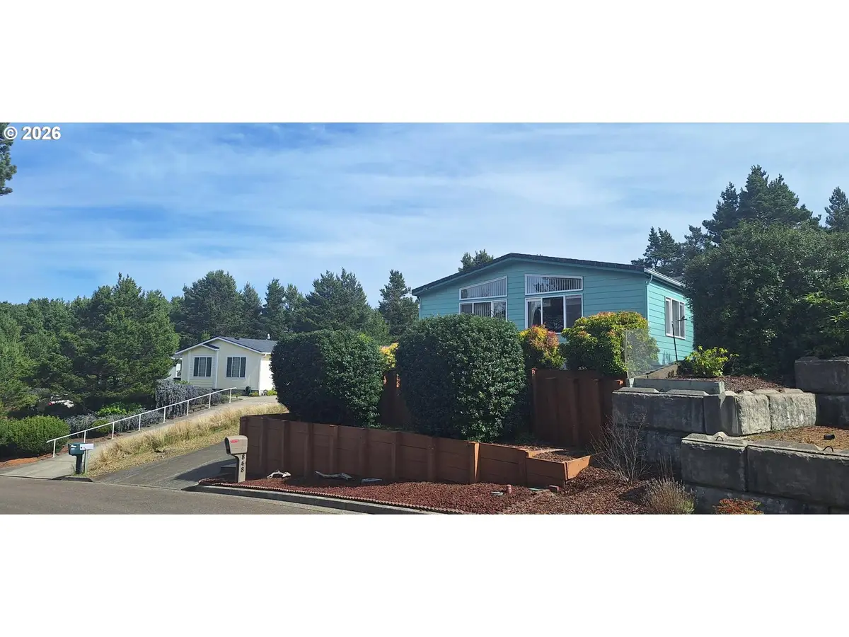 848 Wecoma Loop, Florence, OR 97439 - #1