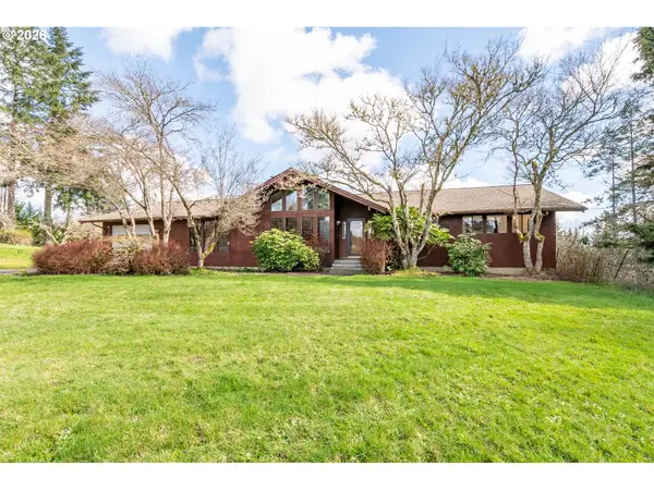 2366 Seminary Hill Rd, Centralia, WA 98531