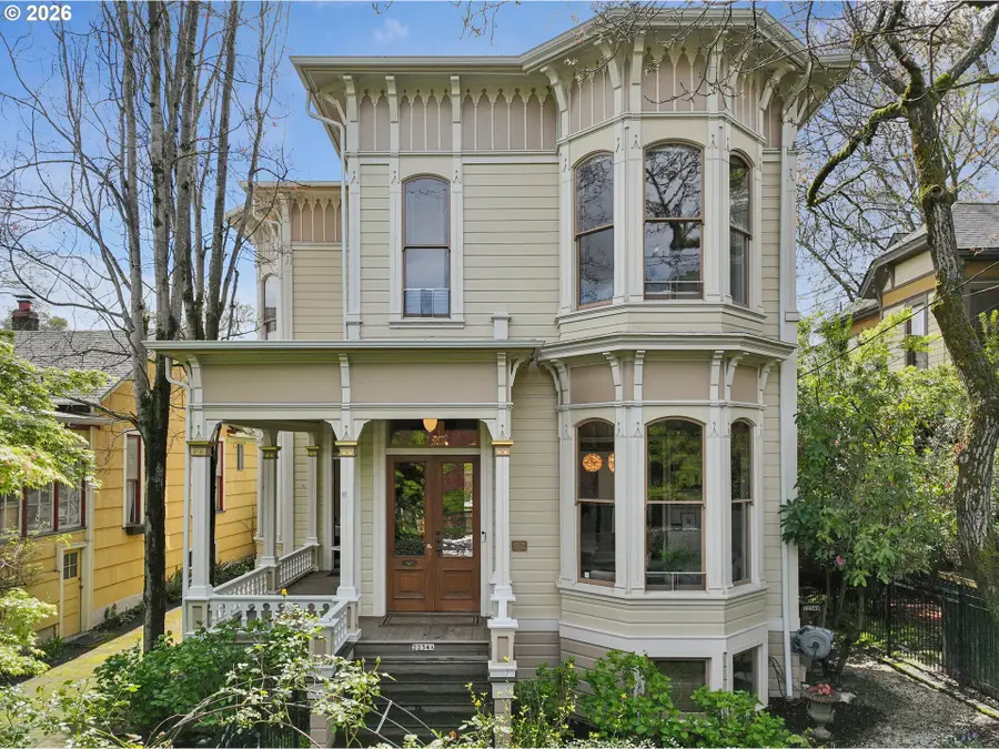 2234 NW Johnson St, Portland, OR 97210 - #2