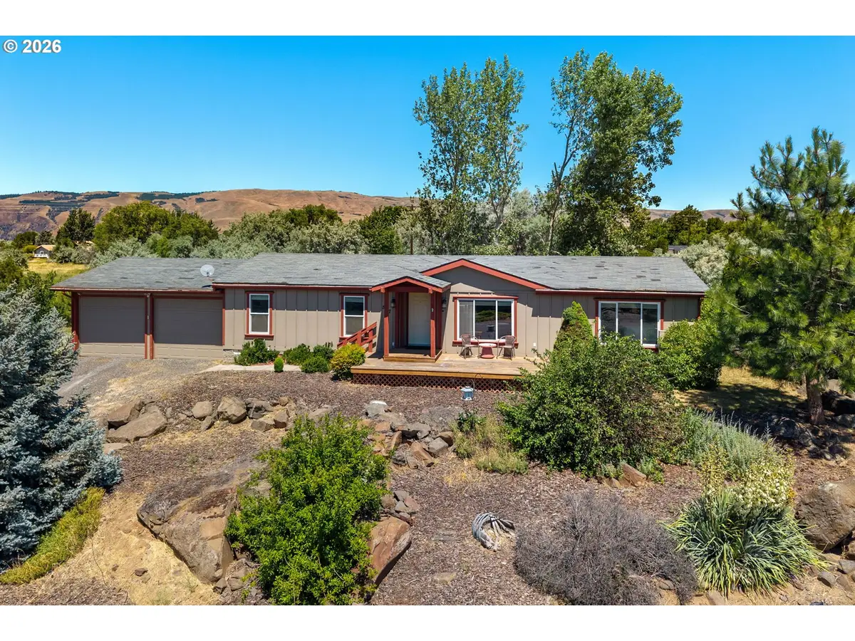 527 Sunridge Ave, Dallesport, WA 98617 - #1