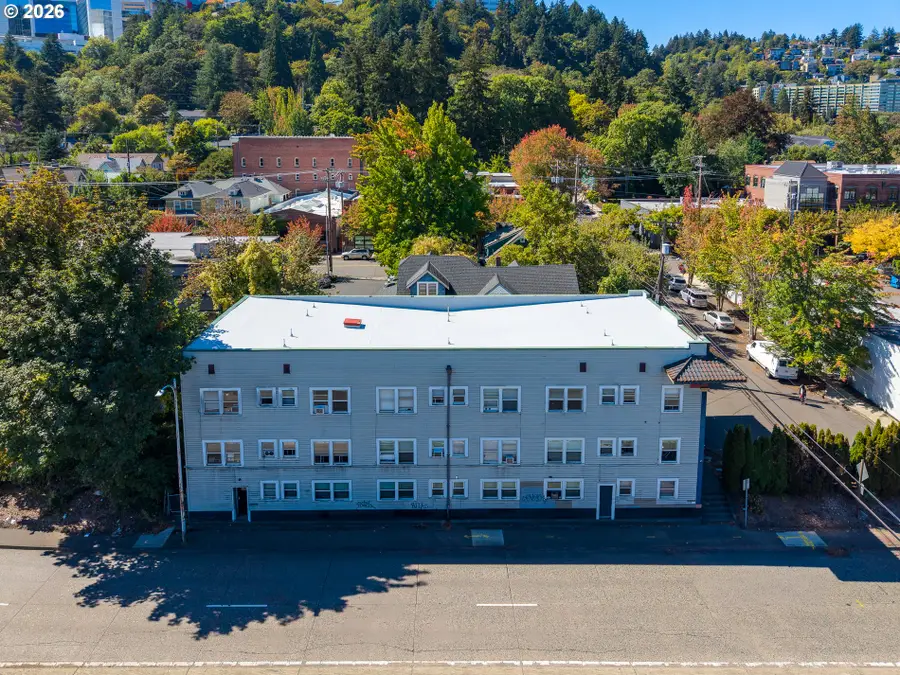16 SW Porter St Sw, Portland, OR 97201 - #3