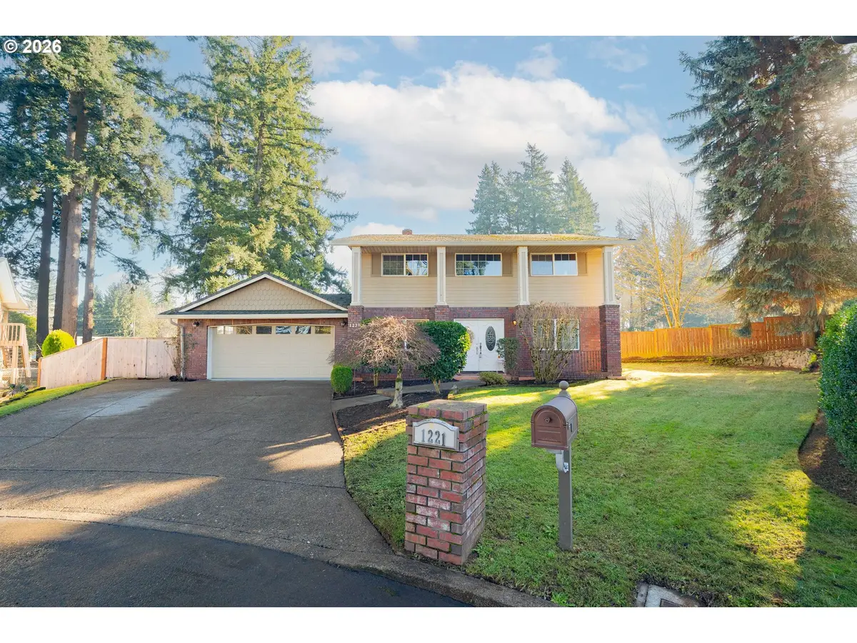 1221 NE 103rd Ct, Vancouver, WA 98664 - #1