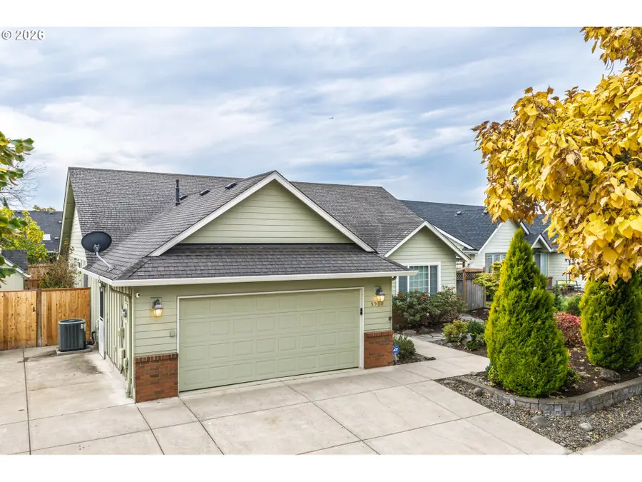 5930 Geyser Peak Pl, Eugene, OR 97402 - #2