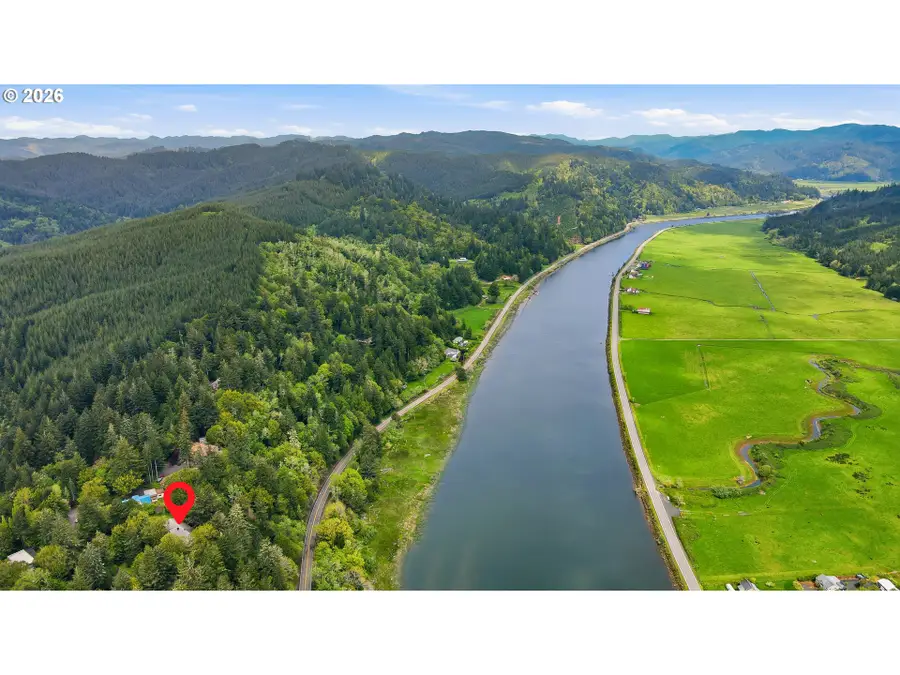 95122 Myrtlewood Ln, Eastside, OR 97420 - #2
