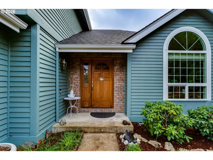 5131 Trevon St, Eugene, OR 97402 - #3