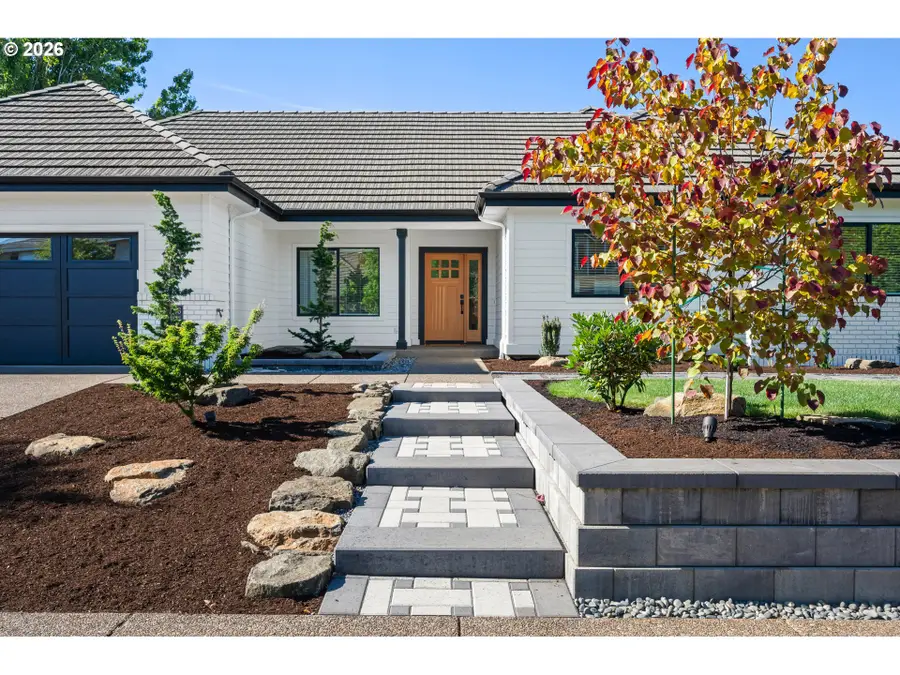 3136 Riverbend Ave, Eugene, OR 97408 - #3