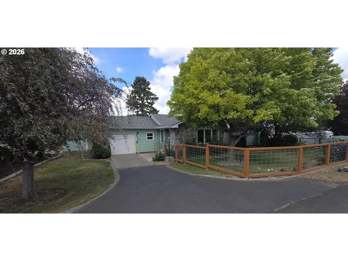 727 NE Hickory St, Pilot Rock, OR 97868 - #1