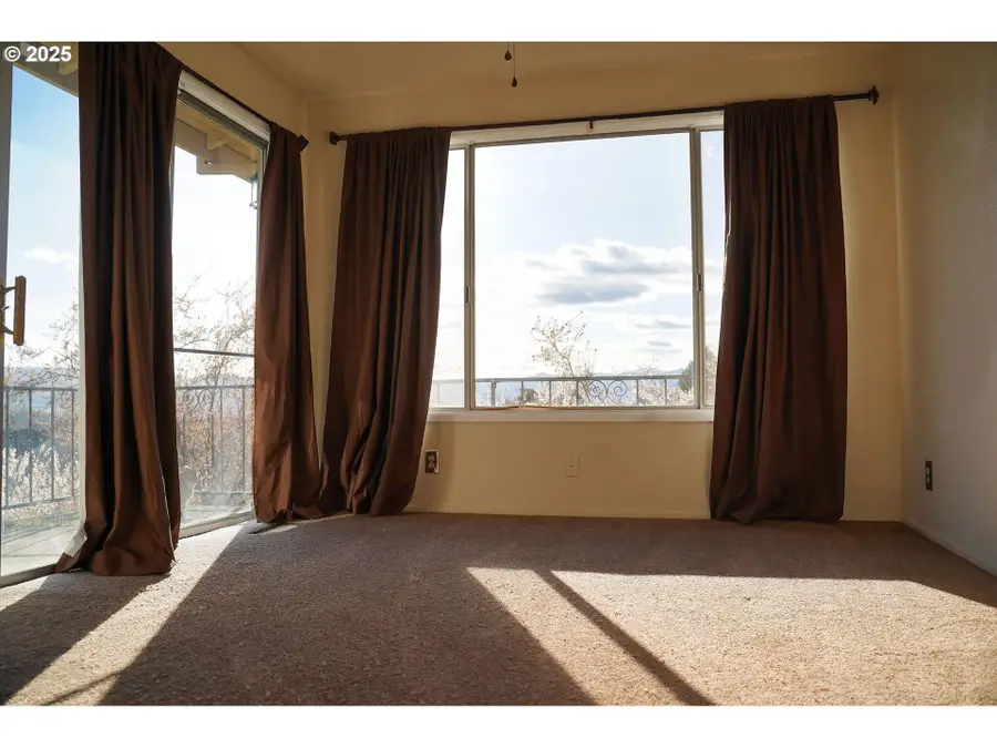 3676 Princeton Way, Medford, OR 97504 - Image #3