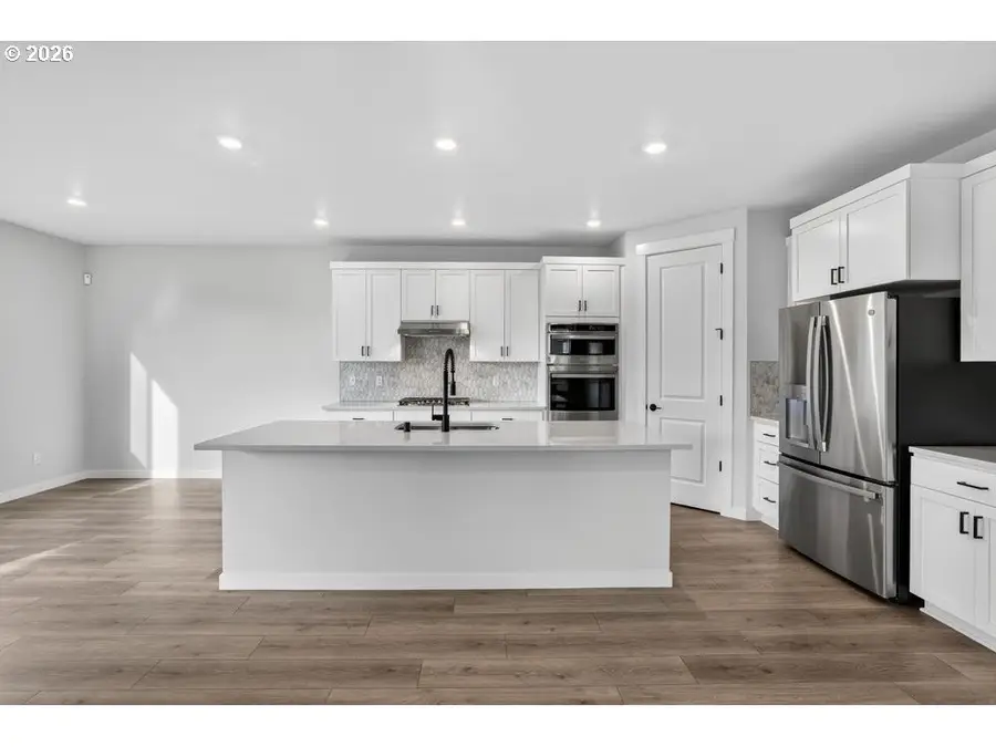1105 SE 33rd St, Battle Ground, WA 98604 - #2