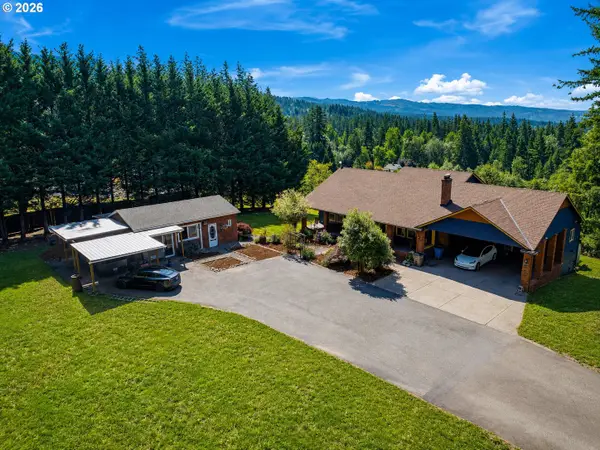 21013 NE 273rd St, BattleGround, WA 98604