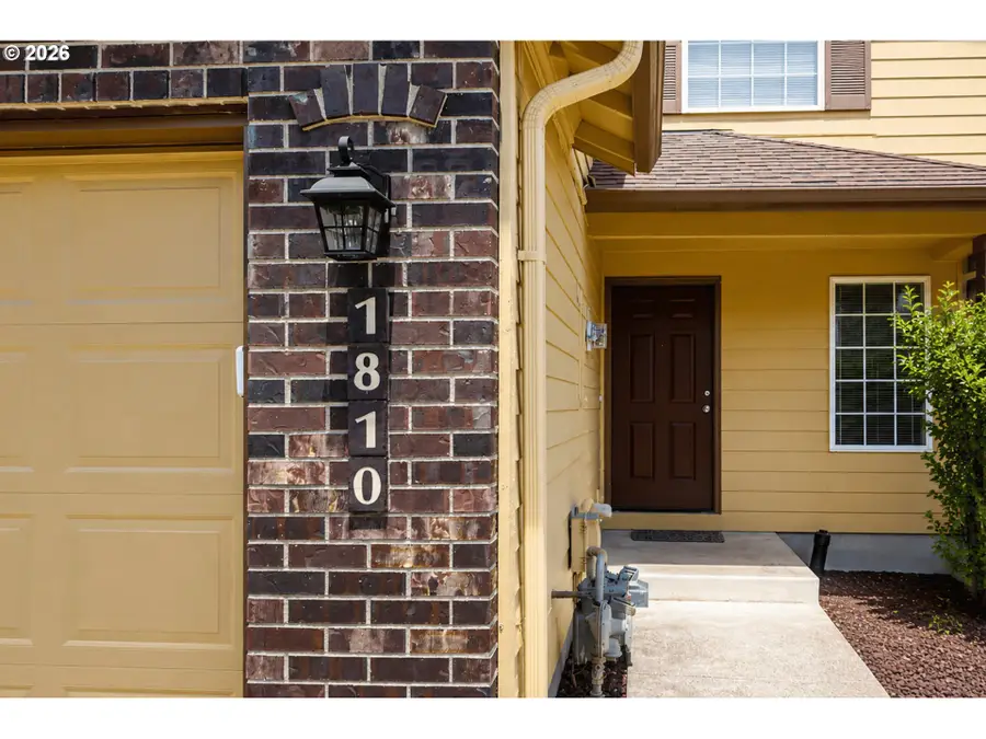 1810 NE 154th St, Vancouver, WA 98686 - #2