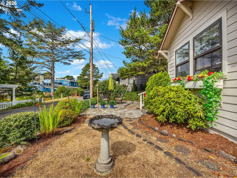 440 13th Ave, Seaside, OR 97138 - #3