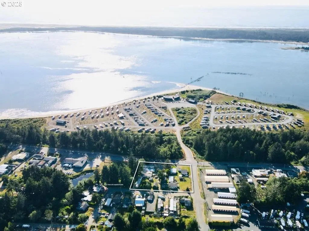 92392 Cape Arago Hwy, Coos Bay, OR 97420 - Image #1