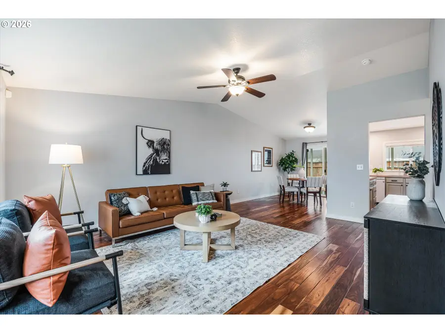 1615 Lilly Ct, Newberg, OR 97132 - #3