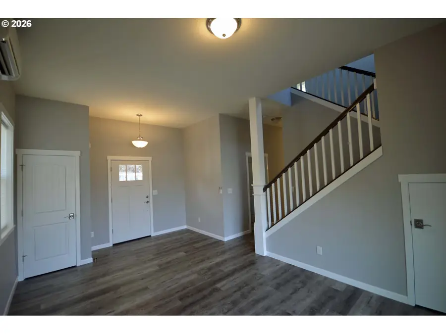 1413 E 16th St, The Dalles, OR 97058 - #2