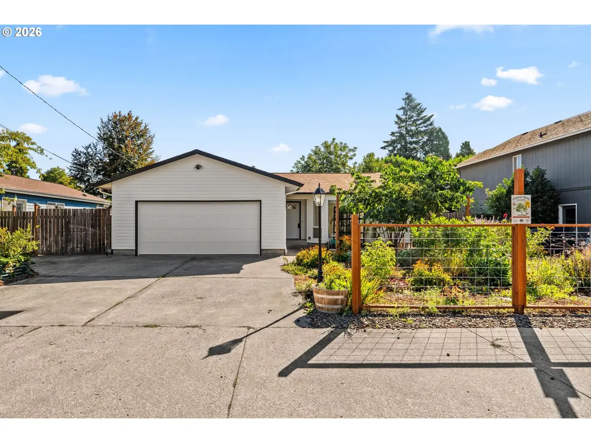 3457 Mahlon Ave, Eugene, OR 97401 - #1