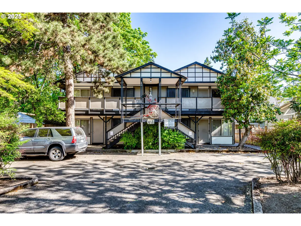 851 W 5th Ave, Eugene, OR 97402 - #1