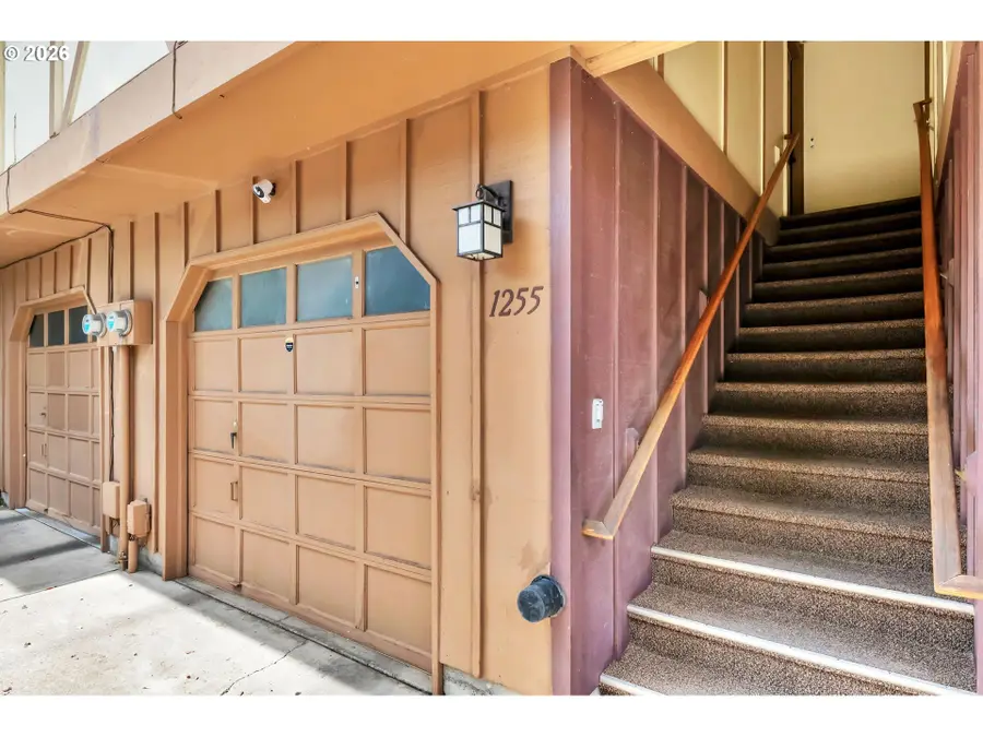 1255 City View St, Eugene, OR 97402 - #3