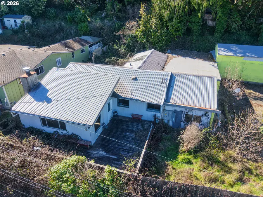 1731 S 20th St, Coos Bay, OR 97420 - #2
